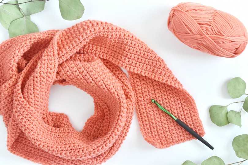 Шарф крючком, 40 схем и узоров для вязания шарфов